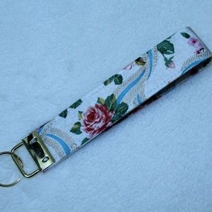 Rose Key Chain - Key Lanyard - Key Wristlet